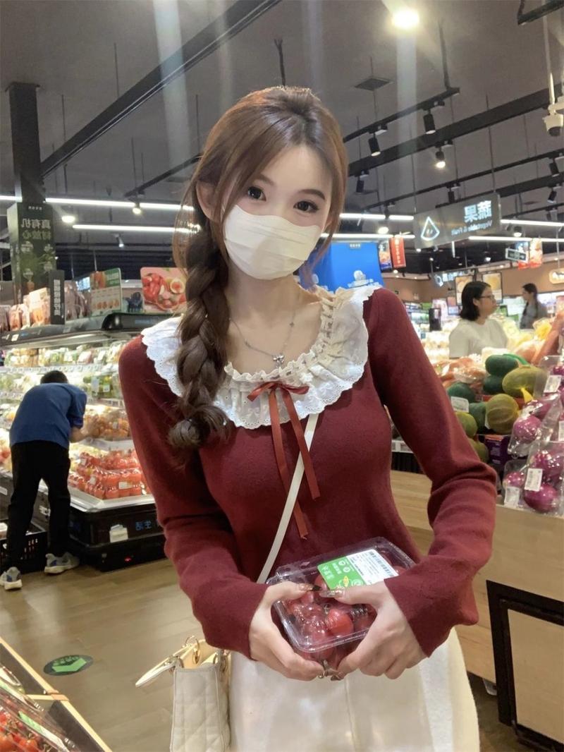 Product Introduction of Áo Sơ Mi Lông Cừu, Cổ Búp Bê Thiết Kế Màu Đỏ, Ấm Áp Và Mềm Mại, Áo Dài Tay Sang Trọng Nơ Ren Mùa Thu Và Mùa Đông Của Phụ Nữ Women Top 8