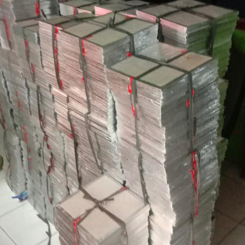 tatakan kue tart bulat 20x20 2