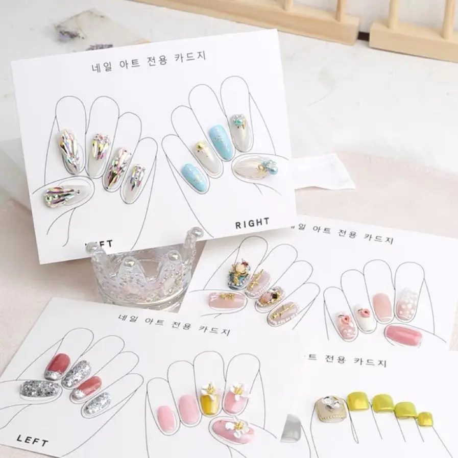 Bìa giấy nailbox trưng mẫu m.óng chụp ảnh nail