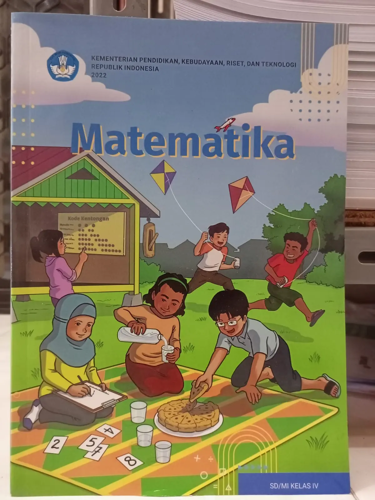 MATEMATIKA SD KELAS 4 - KURIKULUM MERDEKA