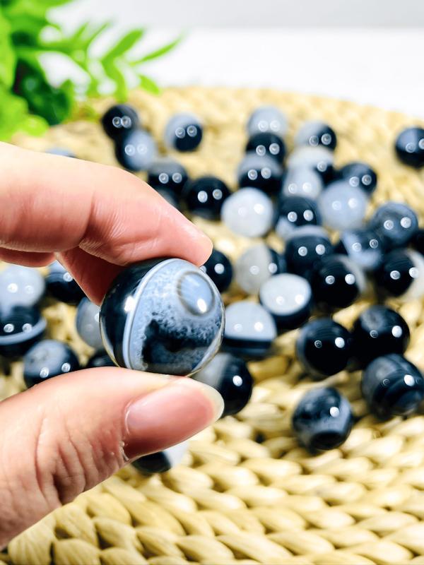 Natural Black Onyx Agate Mini Sphere, High-quality Onyx Agate Geode, Casual Rock Crystal for DIY, Home Decor, Jewelry Making 2