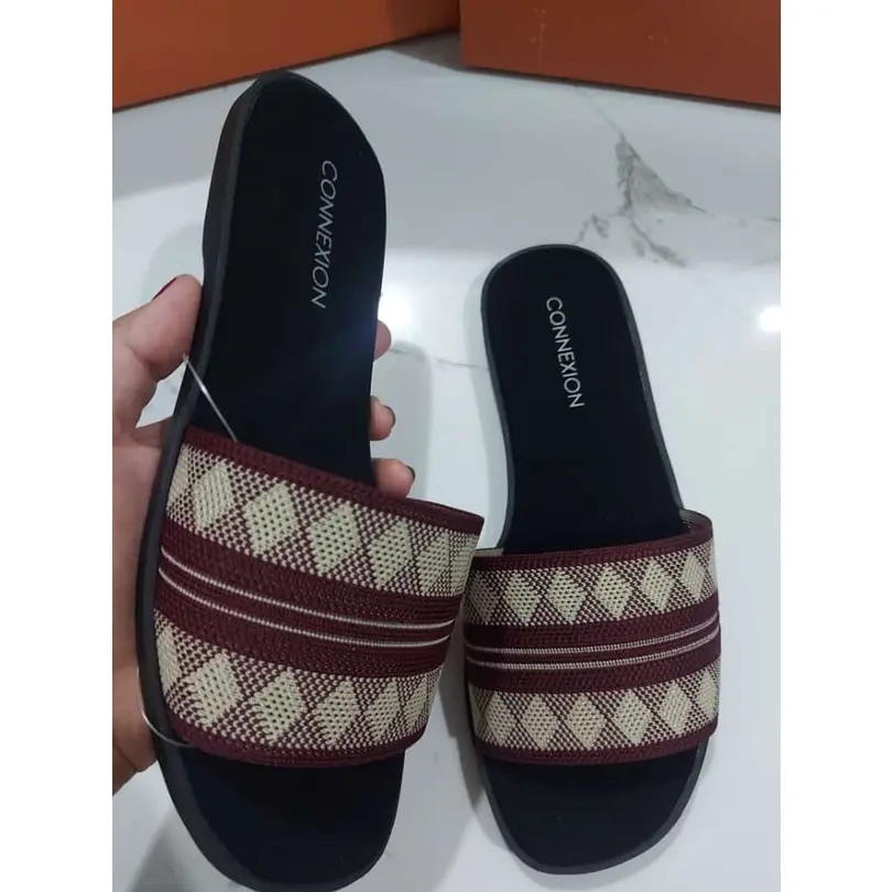38-39/40- C0NNEXION - SANDAL SLIP FLAT TEPLEK WANITA - MARUN