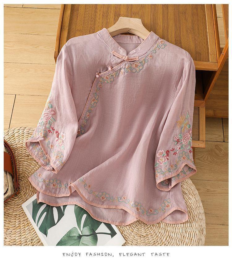 Product Introduction of Kemeja Kapas dan Linen, Gaya Cina Baru, Bersulam, Baju Retro Artistik Wanita, Gesper, Pakaian Teh Silang Badan Musim Panas Baru, Tersedia dalam Versi Tiga Dimensi, Reka Bentuk Menyembunyikan Kepak, Sesuai untuk Wanita, Gaya Cina 17