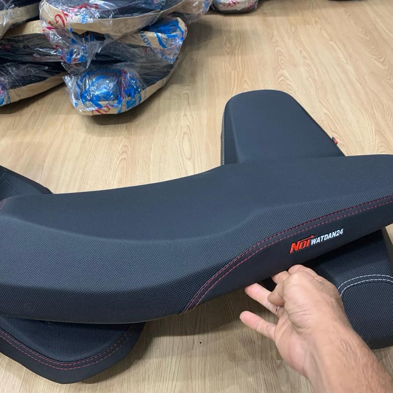 Yên wave 110 fom cao, wave Alpha 2018-2024, Yên xe wave A110 2 tầng mút trắng chữ 2 bên