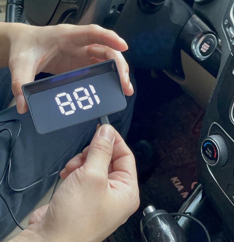 HUD V8 - Thiết Bị Hiển Thị Tốc Độ Xe Lên Kính Lái cho Xe Ô Tô chân USB, HUD Dán Phim Giá Rẻ Đơn giản màu Trắng Phụ Kiện Gps Phụ Tùng