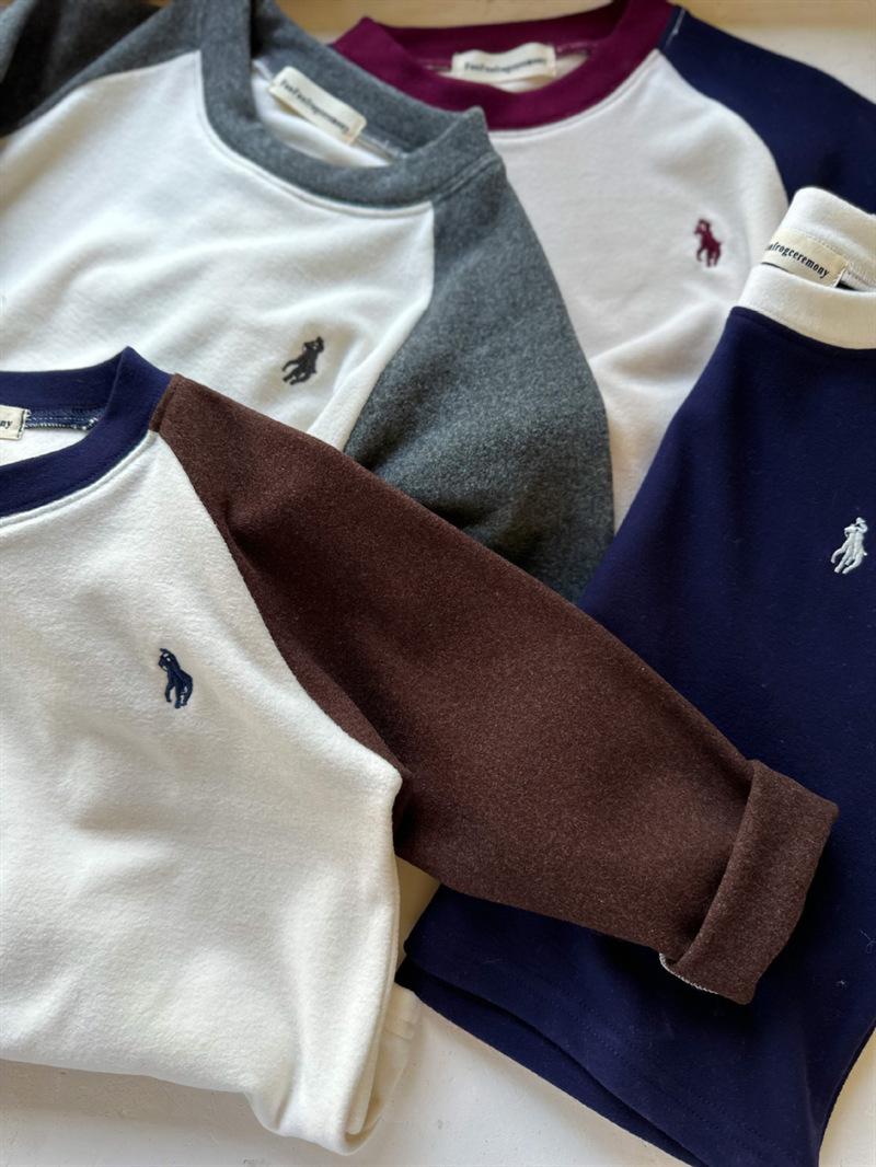 Product Introduction of Children'S Base Shirt 2023 Autumn And Winter Edition, Boys And Girls Color Blocked Raglan Sleeve T-Shirt, Baby German Velvet Long Sleeved Inner Layer 25