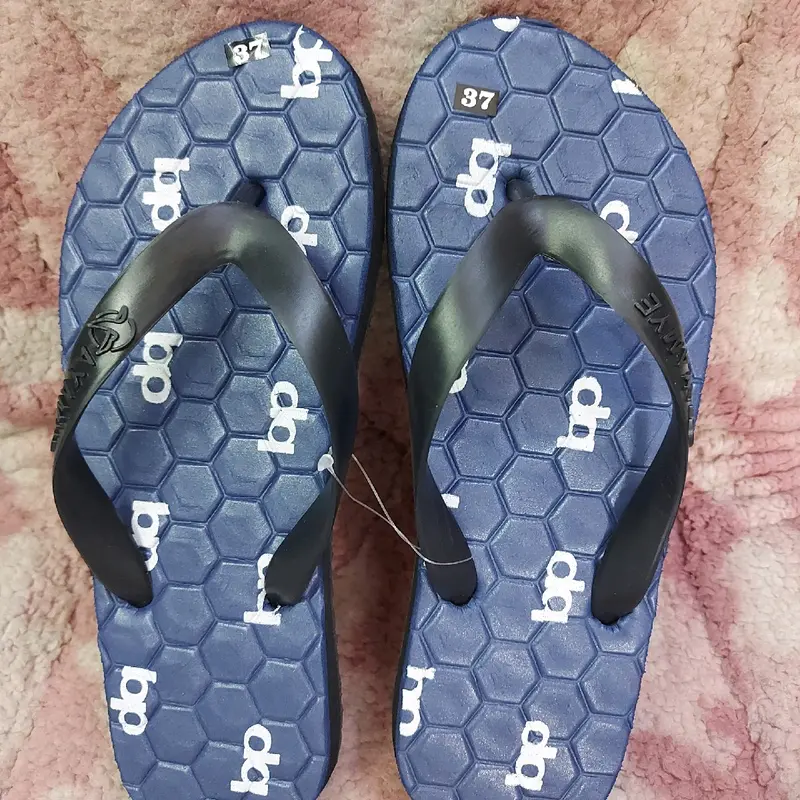 (NữNam)Dép tông ,Dép xỏ ngón,Dép lao ,Dép 2 quay ,Dép nền chữ bp (size 36 tới 39).form nhỏ Nam tăng 1 size nhé. 1
