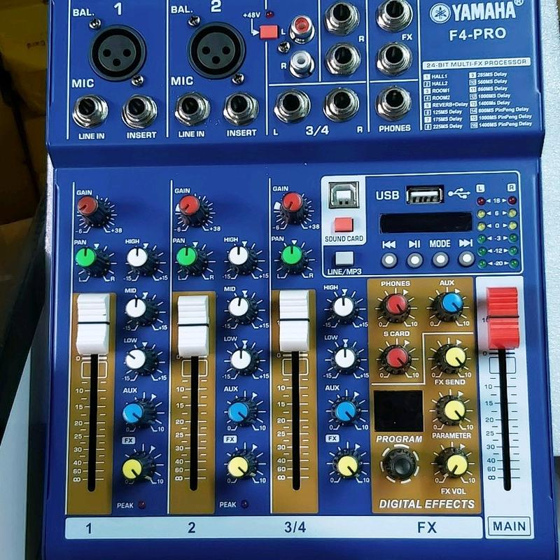 bàn mixer F4 PRO