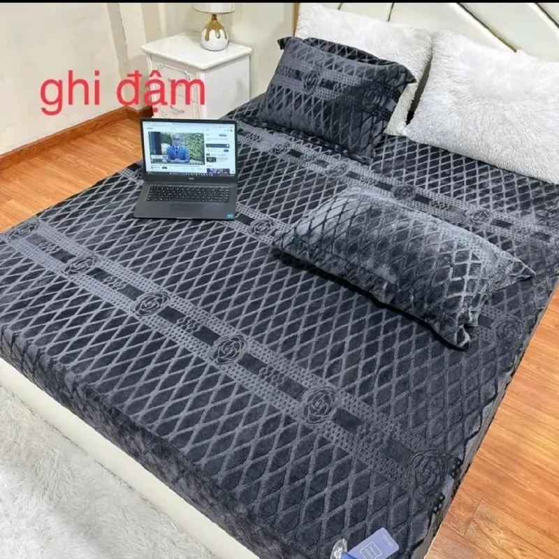 Bộ ga bọc chun coco gồm 1 ga giường+2 vỏ gối lỉ nhung sữa mềm mịn nhập khẩu 2