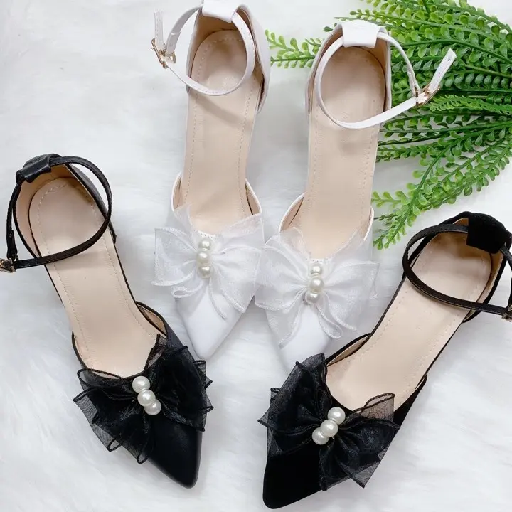 B08-Giày cao gót mũi nhọn đính nơ lụa ngọc trai, hậu bít 0