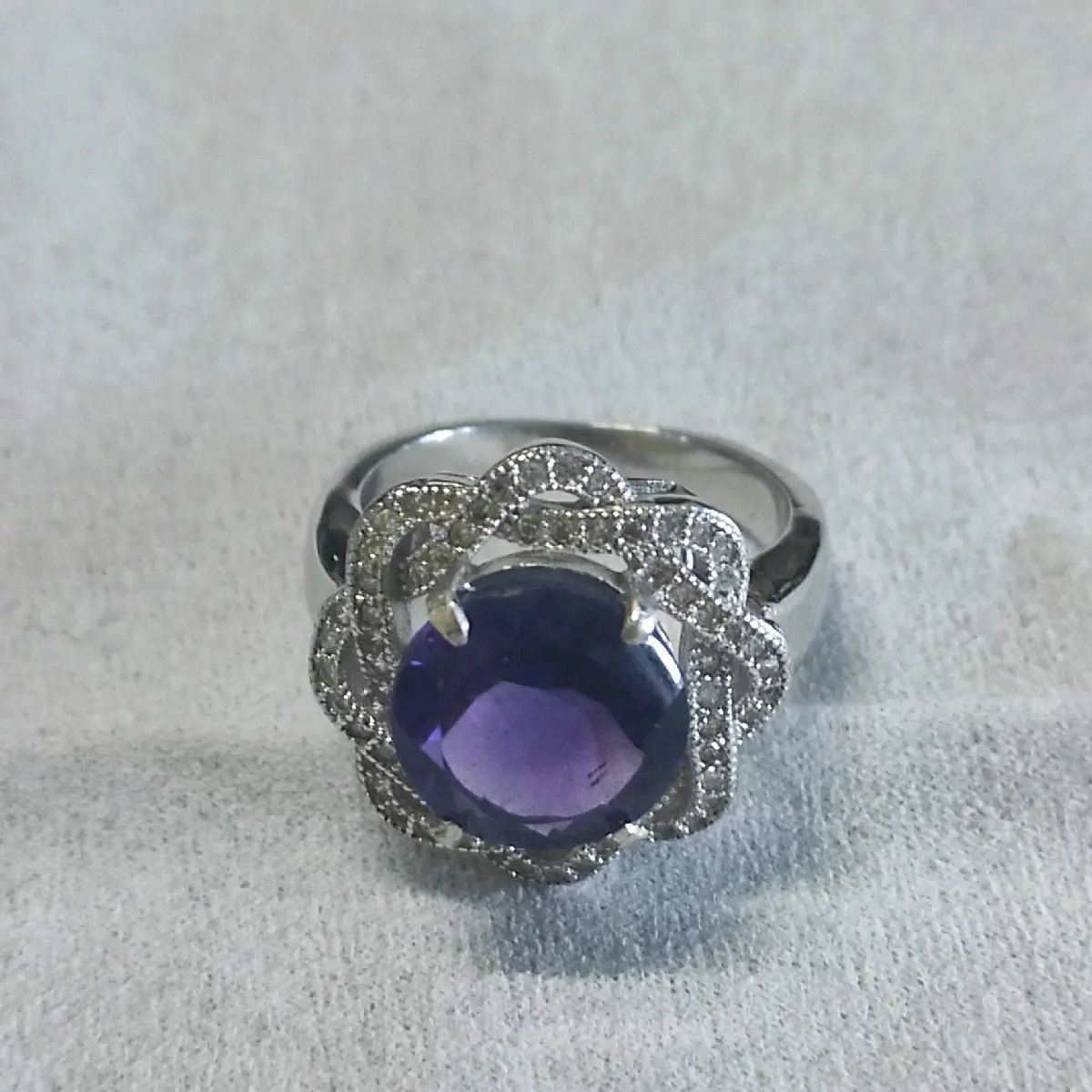 Cincin Wanita Natural Amethyst Quartz