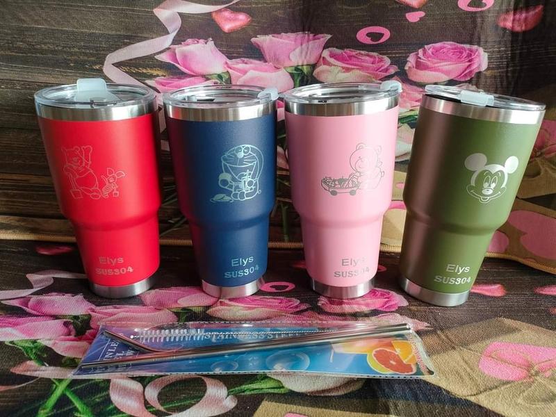 Ly giữ nhiệt Thái lan vỏ nhám xịn 900ml inox 304 tặng kèm ống hút,bộ cọ vệ sinh,túi đeo