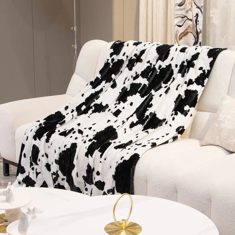 Cow Print Flannel Blanket, Soft Lightweight Throw Blanket, Portable Air Conditioning Blanket for Home Office, Girly Bedroom Accessories, Boyfriend Gift 3
