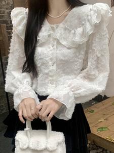女性用エレガントな春秋ファッションシャツ、フィットした織り素材、適度な厚み、パールビーズレース装飾デザイン