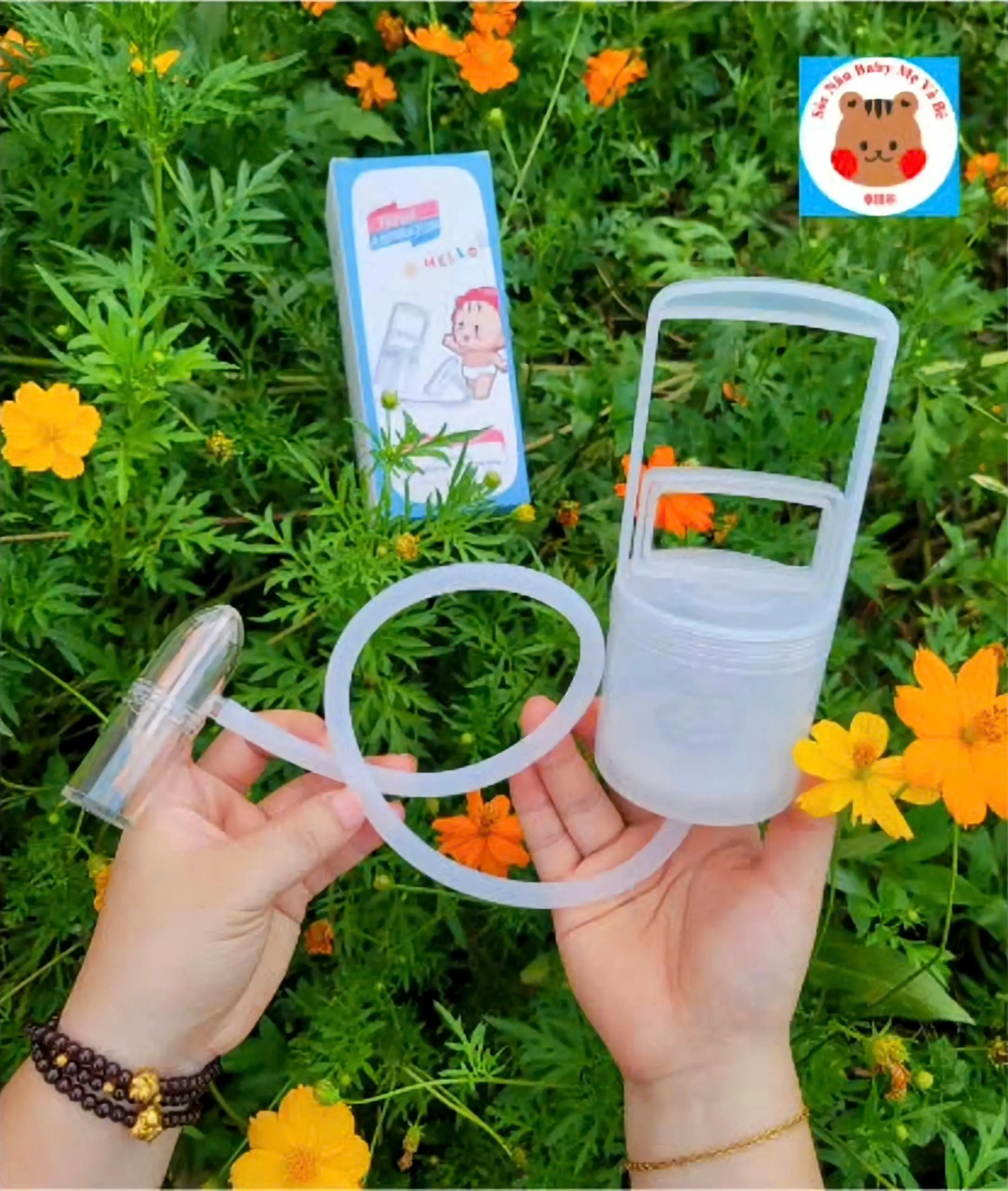 ( LOẠI 01 và Chọn Quà ) Dụng cụ hút mũi NASAL kéo tay, nhựa nguyên sinh, lực hút mạnh, an toàn, vỏ in màu trắng hoặc xanh chất lượng tốt giống nhau