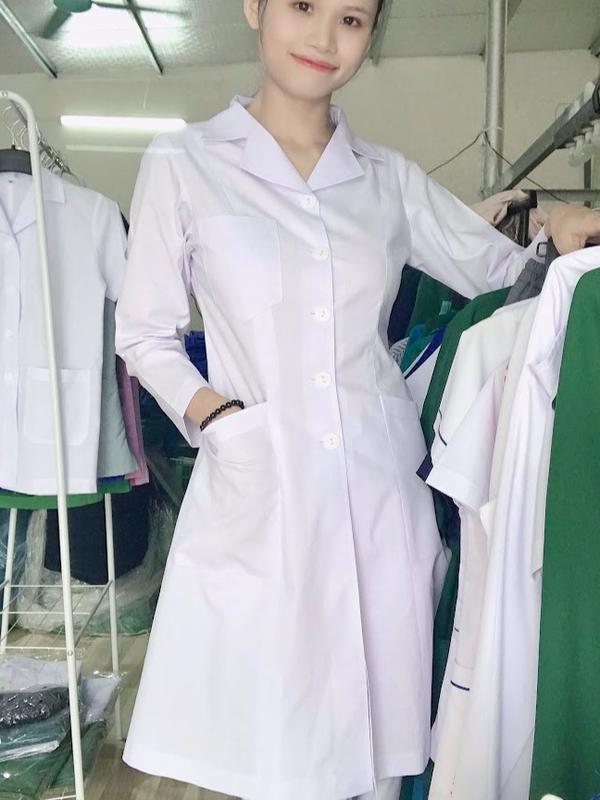 Áo blouse bác sĩ nữ dài tay chất liệu thô oxford cao cấp