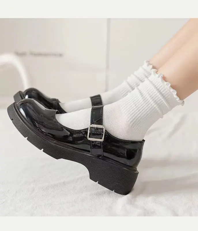 Kaos kaki renda jamur kaos kaki pertengahan betis wanita dengan kaos kaki Mary Jane yang lucu 0