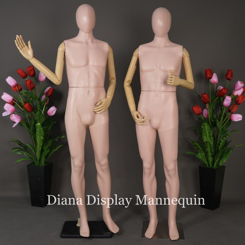MANEKIN FULLBODY PRIA DENGAN TANGAN ROBOT PLASTIK MOTIF KAYU ATAU EMAS 3