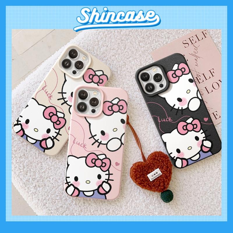 Ốp Lưng iPhone Hello Kitty Luck Hoạ Tiết Da Chống Sốc, Bảo Vệ Camera -iP 6/6s/7/8/Plus/X/Xs/Xr/11/12/13/14/15/16/Pro/Max