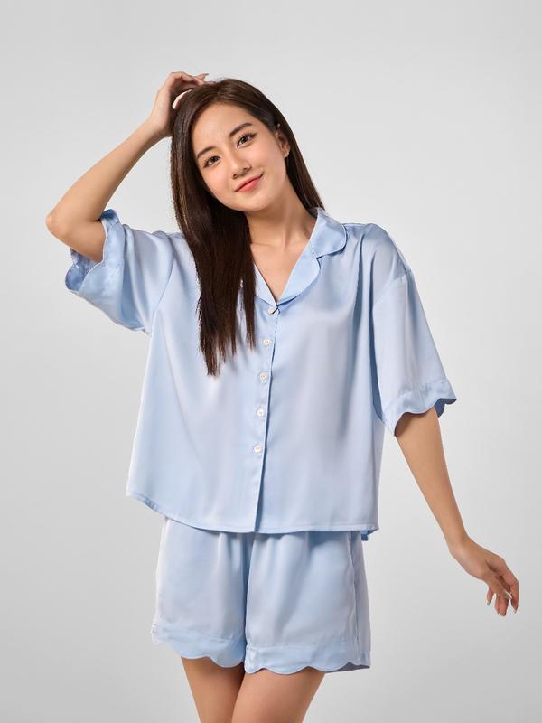  WINNY - 1MNSA23133C - BỘ ĐỒ MẶC NHÀ WINNY Pijama áo tay lửng quần đùi gấu tay quần lượn sóng điều đà chát liệu lụa satin mềm mịn thoáng mát kiểu dáng trẻ trung Nữ tính Women 1MNSA23133C 