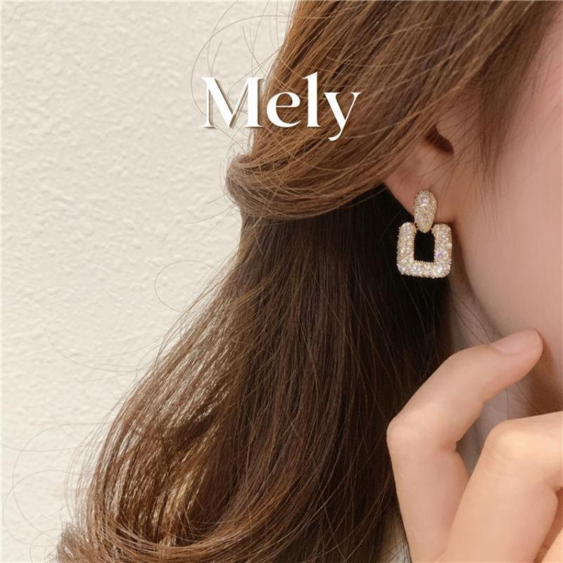 Bông tai nữ hình vuông đính đá thời trang cá tính - Mely H107