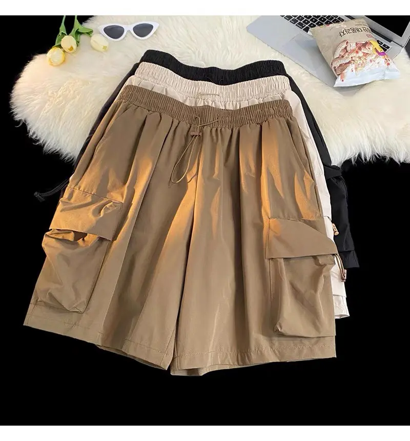 Quần đùi túi to , túi rút điều chỉnh, 3 màu, chất kaki mềm, mặc ngang gối Menswear Nam Kem Nhung