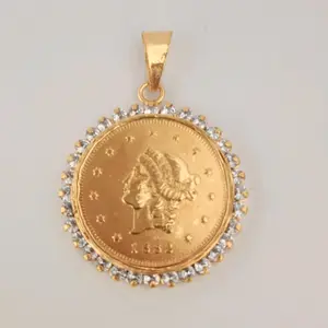 Liontin koin permata keliling besar lapis emas ( perhiasan perempuan )