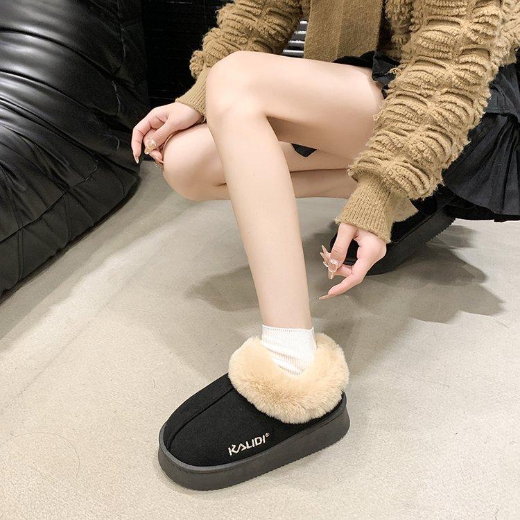 Product Introduction of Women's Cotton-Padded Shoes Winter 2024 New Popular Home Warm Velvet Cotton Slippers Non-Slip Simple Advanced Snow Fashionable Boots 15