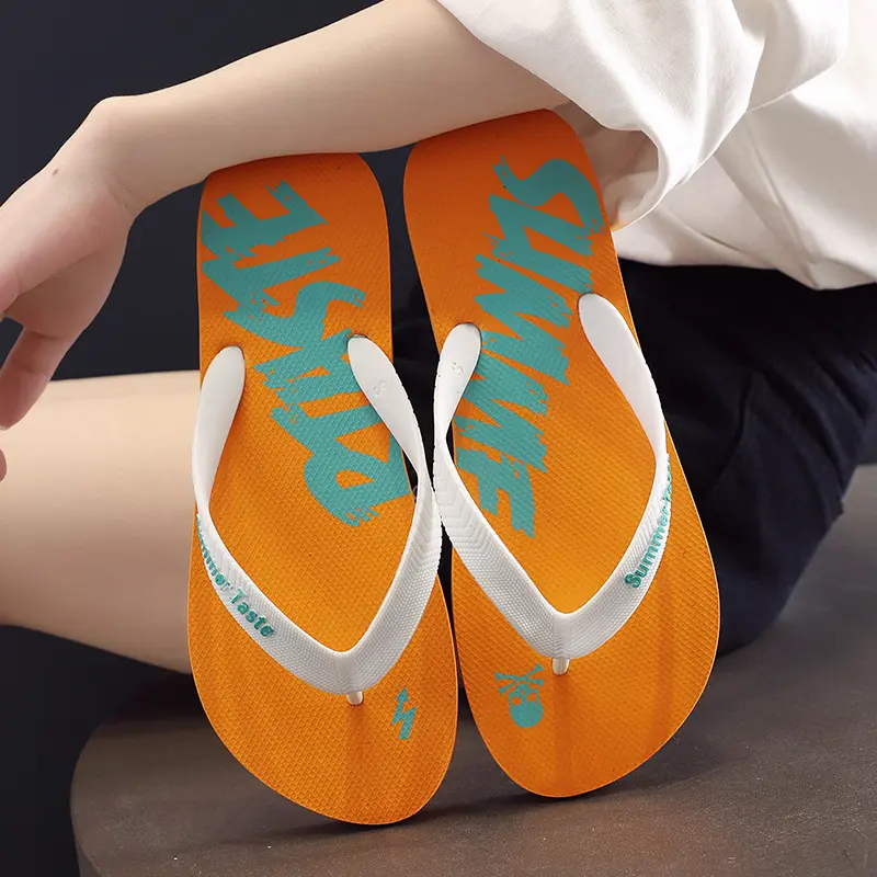2025 New Summer Men's Flip Flops Korean Style Trendy Indoor Outdoor Fashion Casual Beach Sandals