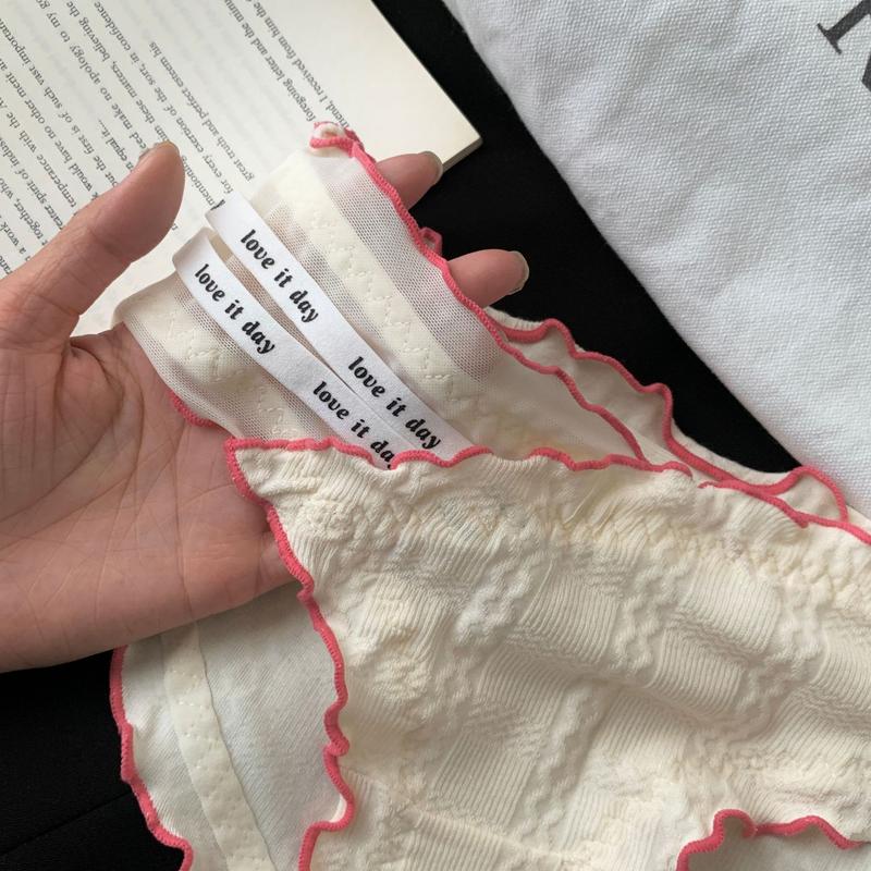Product Introduction of Modal Girl Underwear Women's Cotton Seamless All Cotton Pure Cotton Crotch Mid Waist Panties 9
