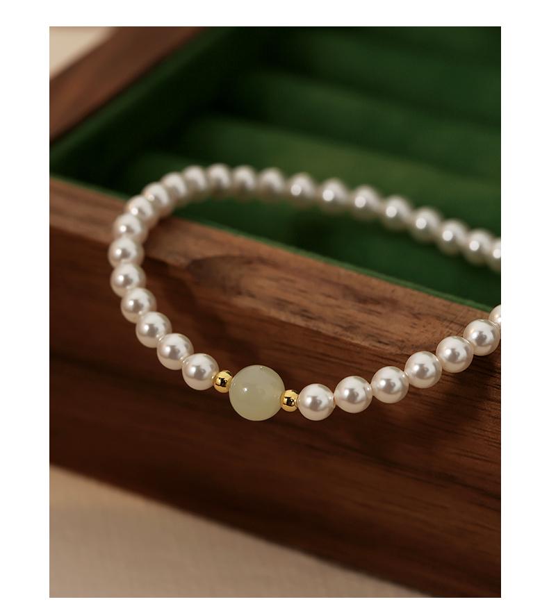 Product Introduction of Blessing Card Imitation Hetian Jade Bracelet Stringed Pearls Bracelet Light Luxury Minority Exquisite Girlfriends Bracelet 2025 New 19