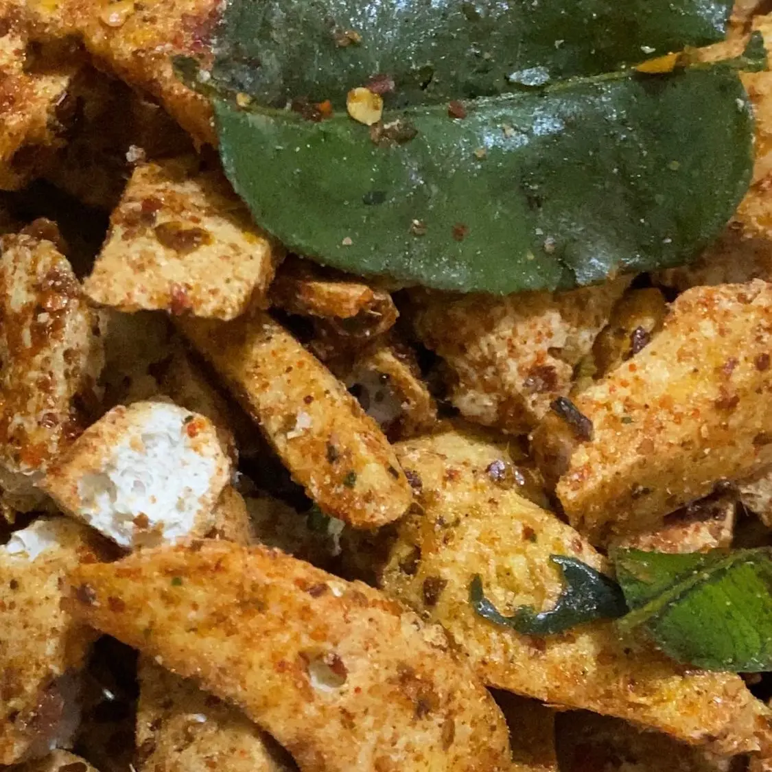 Basreng pedas daun jeruk