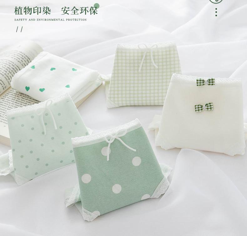 Product Introduction of Little Fresh Dot Print Milk Shake Green Girl Underpants 4