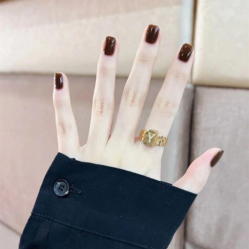 Brown Sugar Coffee Short Solid Color Hand White Finished Nail Beauty Daily Simple Maillard Wear Armor 2024 Winter New 1