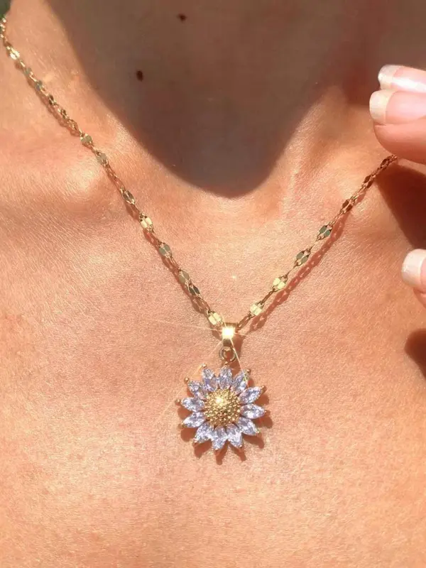 Sunflower Design Pendant Necklace for Women & Girls,  Luxury Stainless Steel Jewelry for Party, Daily Clothing Decor, Trendy All-match & Exquisite Jewelry for Birthday Gift 4