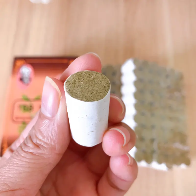Hộp 108 viên ngải cứu đoạn 1