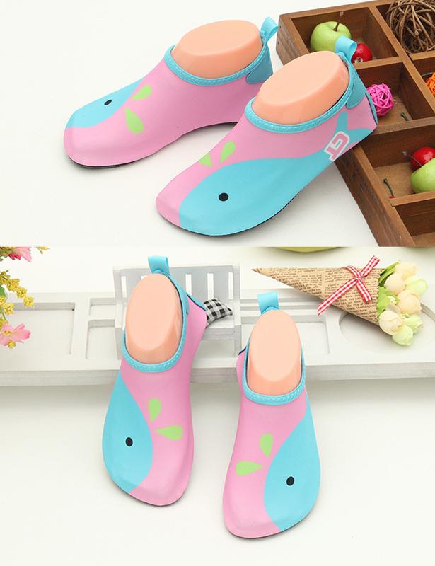 Product Introduction of Boys and Girls Quick-Drying Breathable Swimming Shoes Snorkeling Diving Rafting Non-Slip Upstream Shoes Skin Shoes Beach Ankle Sock 25