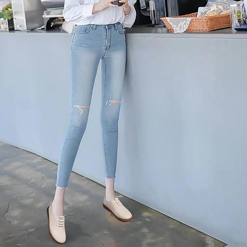 Product Introduction of Soft Leather Women's Shoes Spring and Autumn Flat Women's Shoes Beef Tendon Soft Bottom Gommino Lightweight Middle-Aged Mom Leather Shoes 5