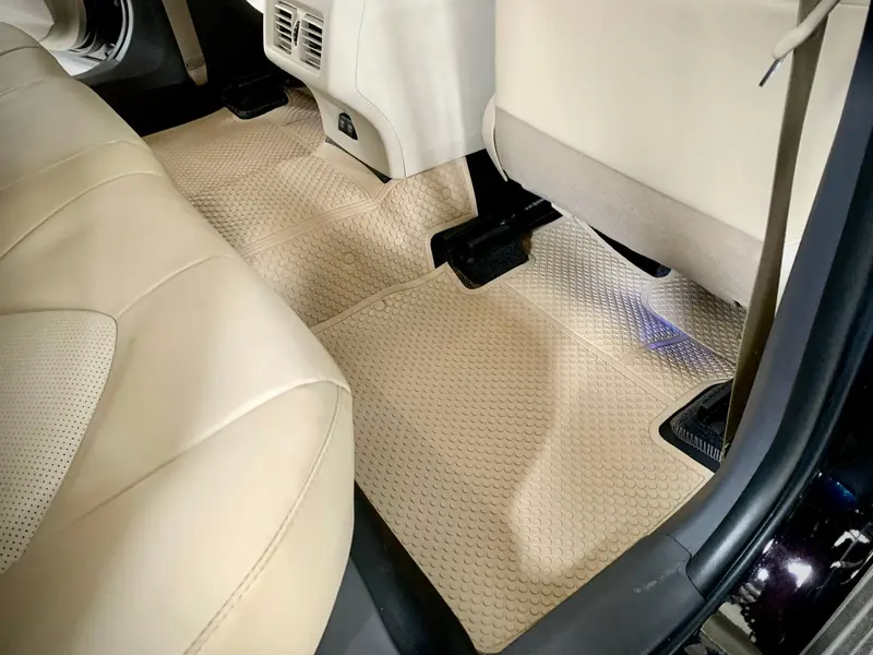 Thảm xe Toyota Camry phiên bản PRO (2019-2023) - Thảm lót sàn ô tô KATA Master 2.0 Hàng chính hãng không mùi, không thấm nước, không ẩm mốc 4