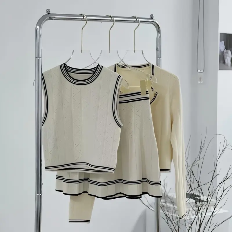 Sét Bộ Len Viền Kẻ 3 Chi Tiết Màu Kem Be Dành Cho Nữ Freesize Dưới 52kg Women Kem Top - Áo 5