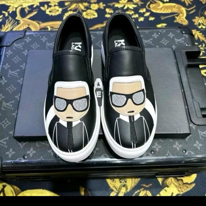 Giầy slipon  nam nữ  thêu họa tiết ông già phong cách năng Động trẻ trung,hàng sẵn Đủ size 0