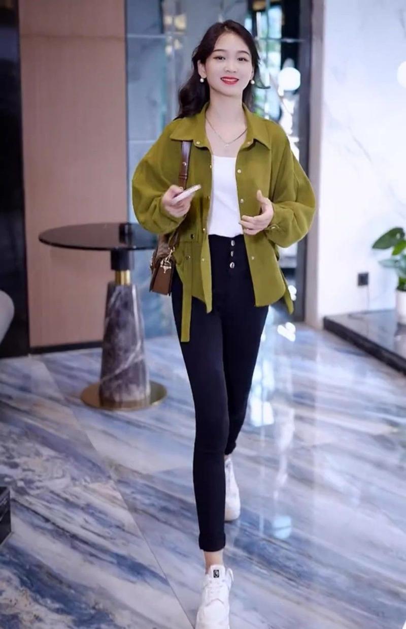 Product Introduction of Áo Sơ Mi, Áo Khoác Ngắn Nữ, Tay Cánh Dơi, Cao Cấp, Thiết Kế Độc Đáo Phổ Biến Hàng Đầu, Tuyệt Vời Cho Mùa Xuân Và Mùa Thu, Hàng Mới Về, 2024 27