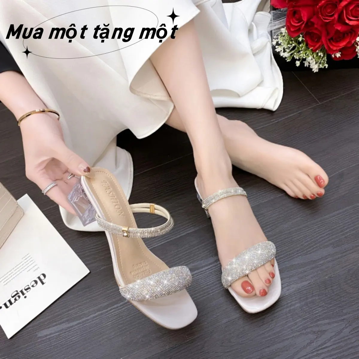 Dép Nữ Cao 4cm Đế Dày Chống Trượt | Thiết Kế Hàn Tối Giản Đính Đá | Chất Liệu Mềm Thoáng Khí | Mua 1 Tặng 1 Gửi vớ | Mua giày tặng vớ