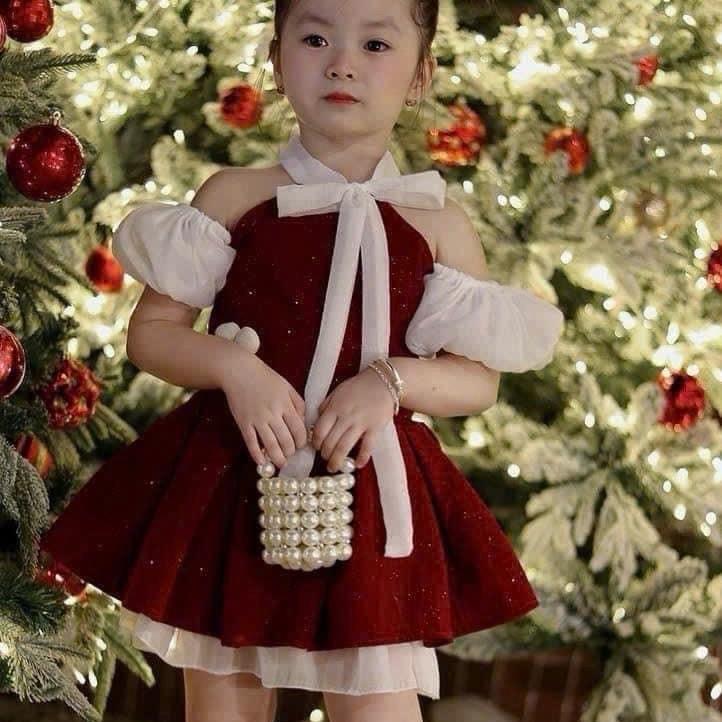 Váy cổ yếm nơ nơ nhung đỏ tay bồng tơ hở vai phối hoa eo dáng xoè viền tơ xinh xắn cho bé gái từ 8-30kg ( 1 chi tiết )