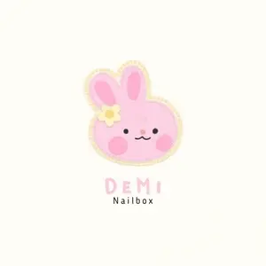 DeMi Nails