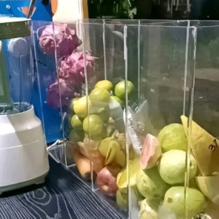 Etalase Buah Akrilik