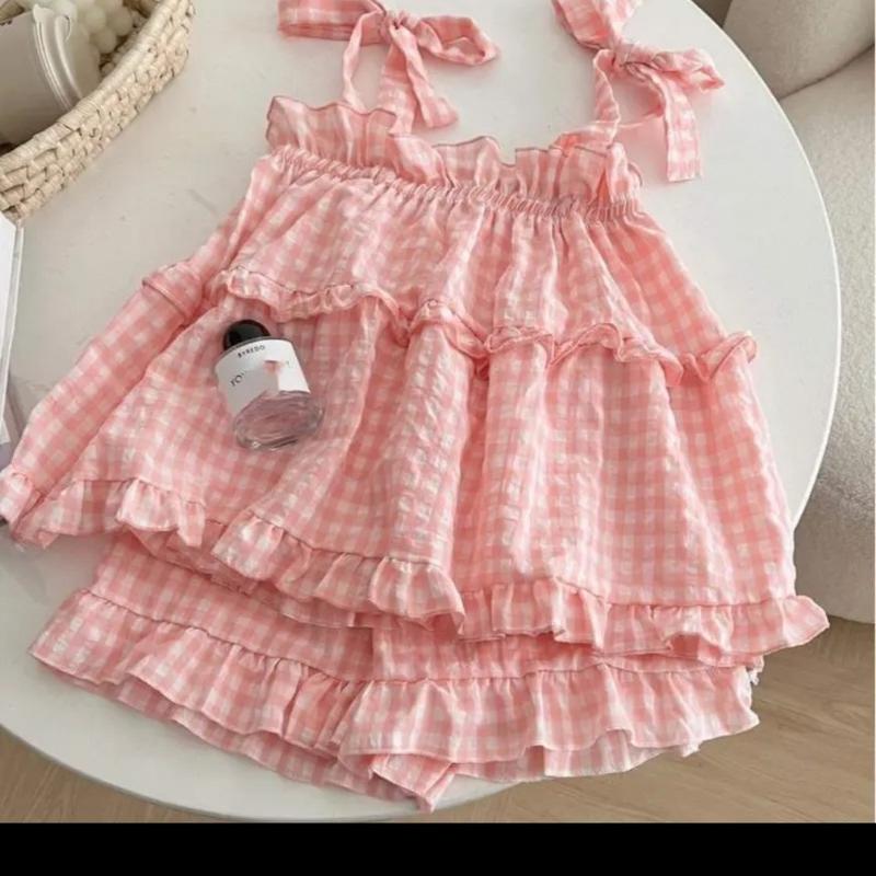 Bộ Đồ Ngủ 2 Dây Buộc Nơ Chất Liệu Đũi Mỏng Nhẹ Họa Tiết Caro Cho Các Bạn Nữ Tính Áo