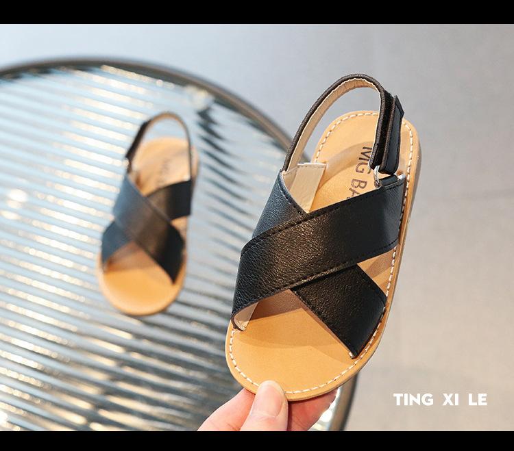Product Introduction of Children's Sandals 2024 Summer New Fashion Versatile Baby Simple Soft Sole Boys and Girls Open Toe Cross Beach Shoes 11
