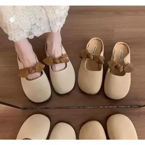 Autentik Sandal Flat Wanita Gaya KoreaFashion Kasual Modis Model Terbaru Sepatu Fashionable dan Modern untuk Penampilan Anda Rumahan bustong sendal rumah Viral Selop Elegan Heels Hak ringan stylish sandal mule & clog Berbahan Empuk Karet Pria Jepit Wedges