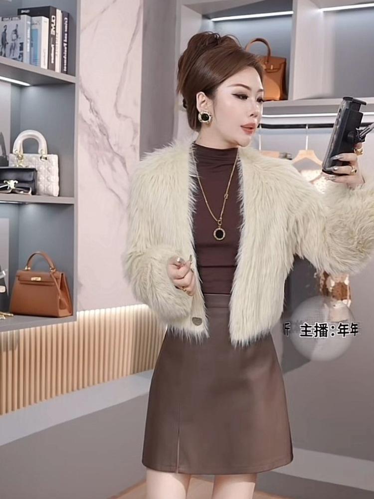 Product Introduction of 2024 Autumn and Winter New High-End Popular One-Button Short Woolen Coat for Women Fashionable Stylish All-Match Long Sleeve Fashion 3